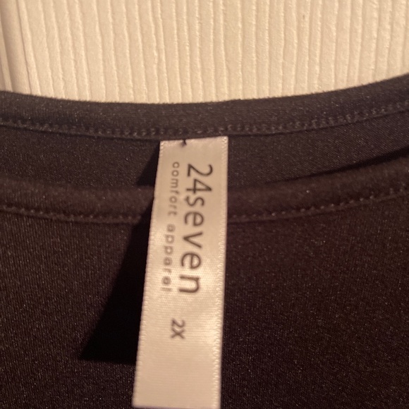 24seven Comfort Apparel Black Dress - Picture 2 of 3